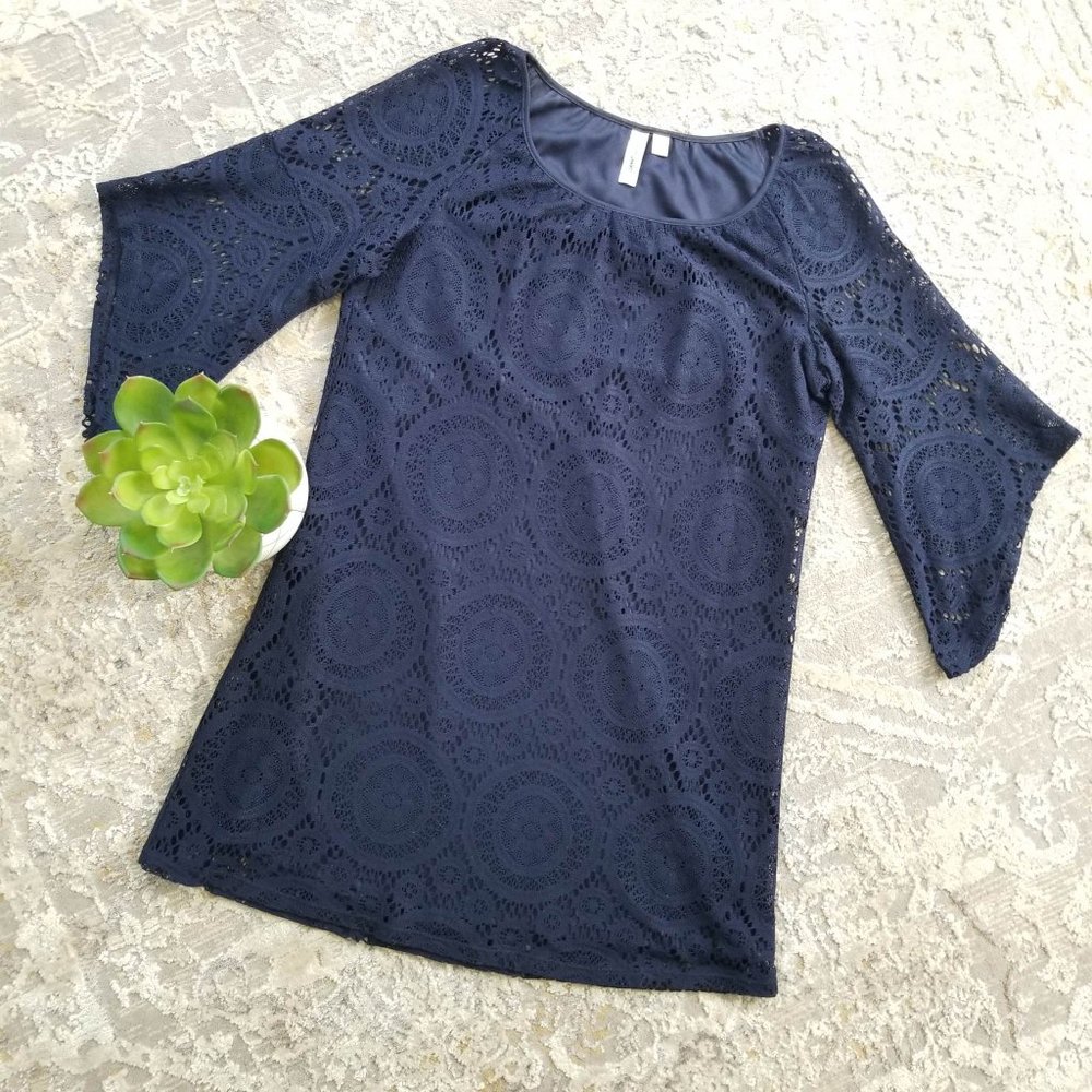 Dress. Navy Blue Medallion Lace. Tacera Brand. Size Medium. - Picture 7 of 11